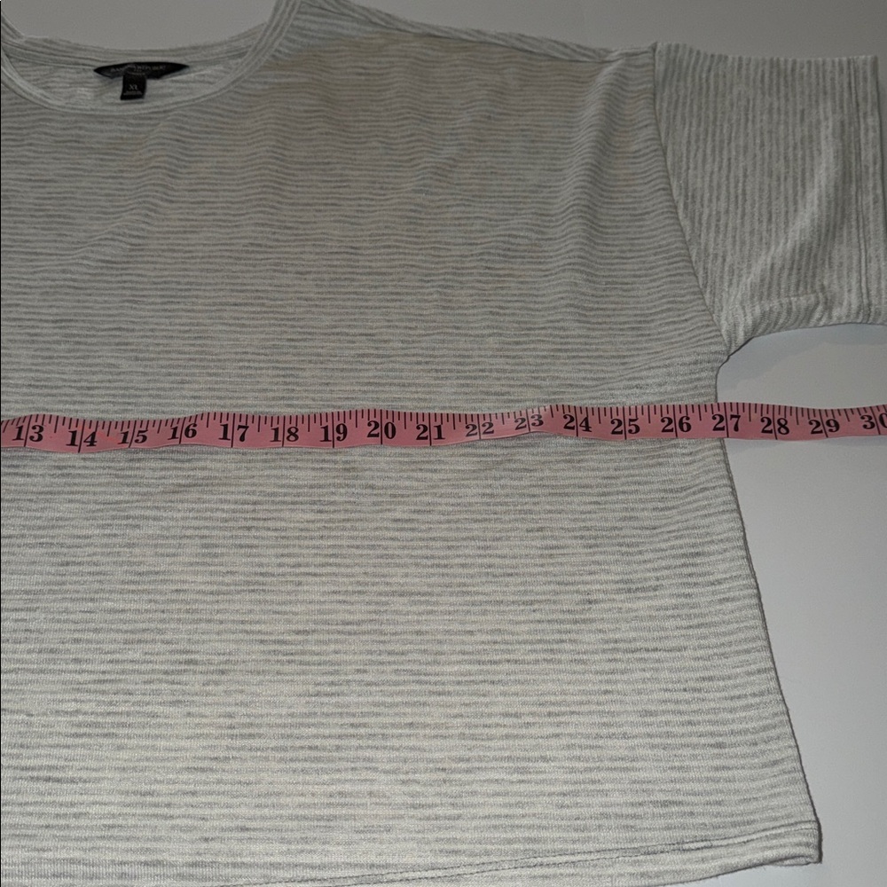 Banana Republic Factory top - Picture 5 of 6